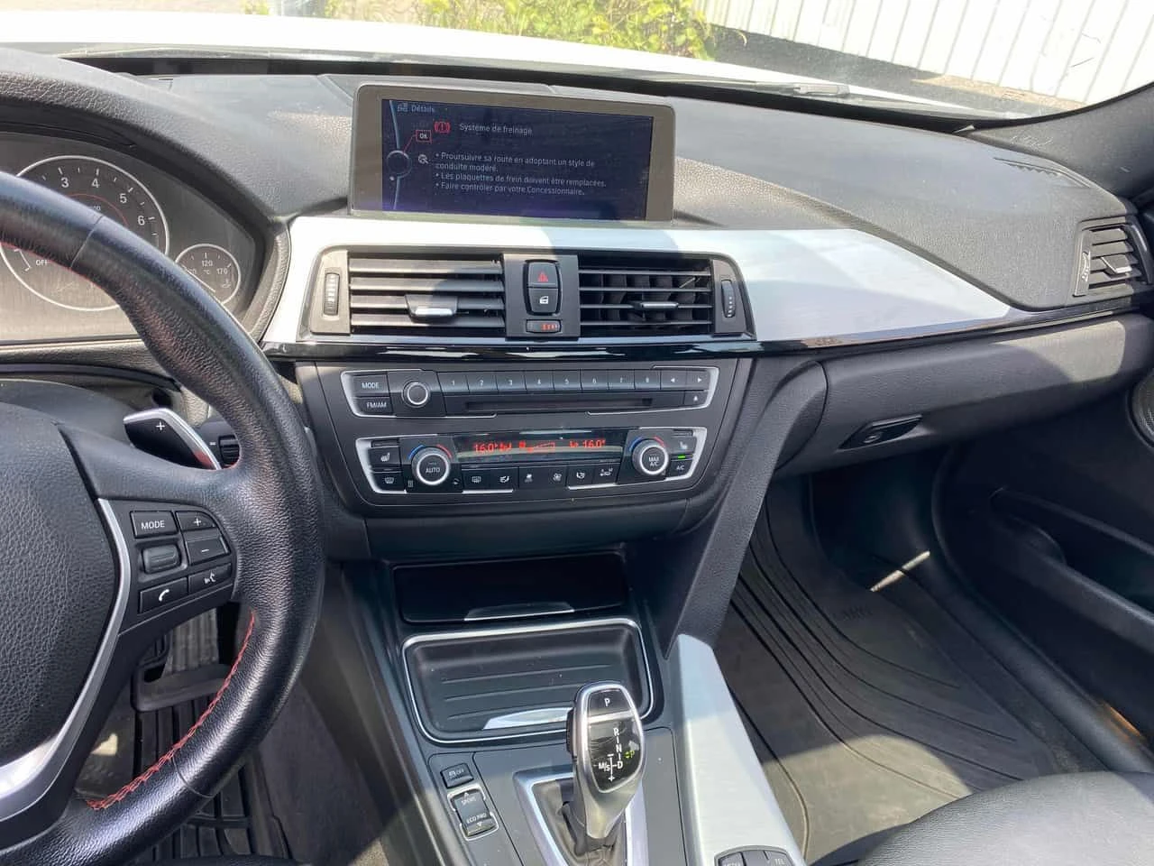 BMW 335  335i xDrive / HARMAN KARDON / MEMORY / PANO / , снимка 9 - Автомобили и джипове - 55429368