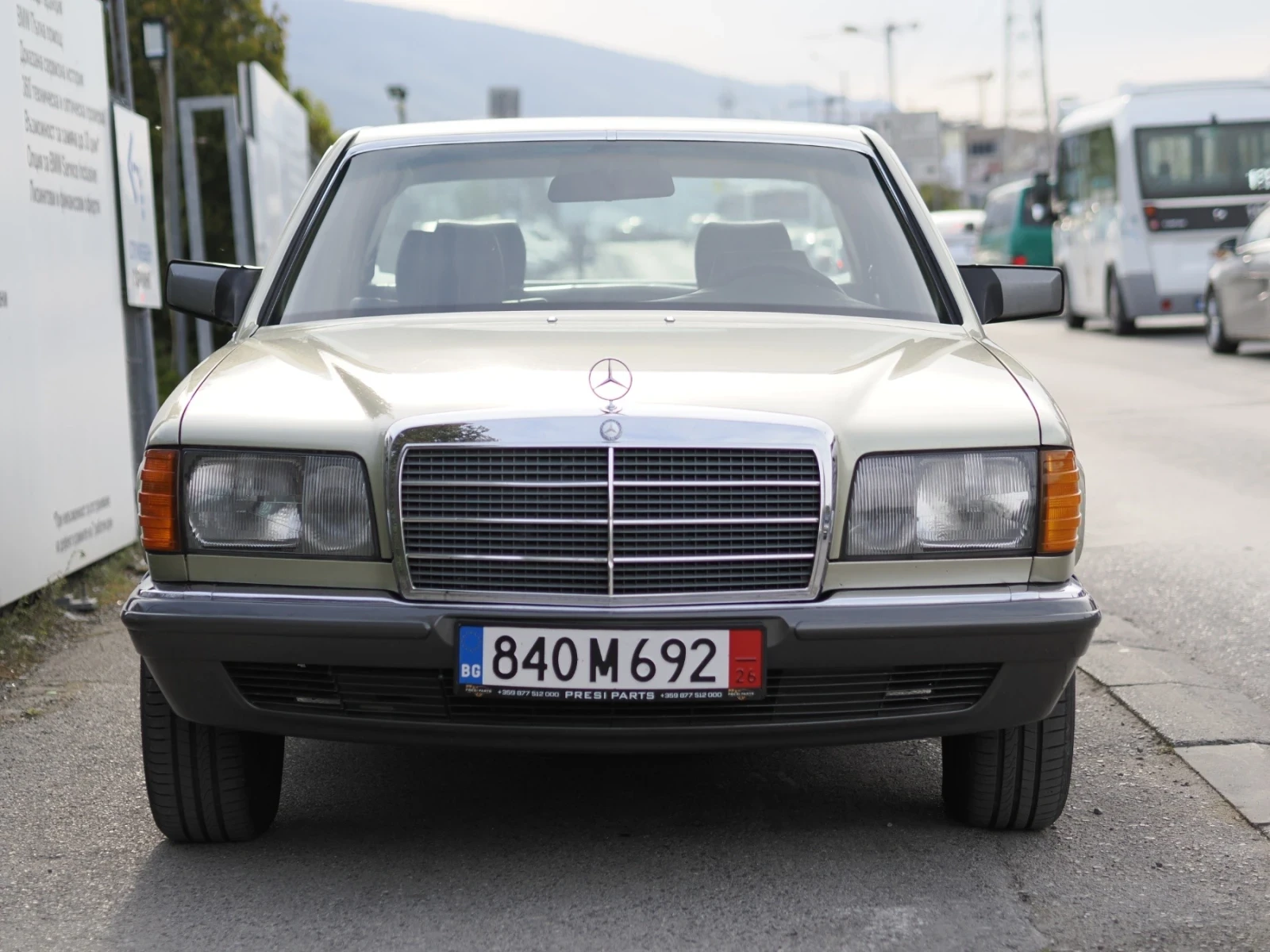 Mercedes-Benz S 500 500SE РЕСТАВРИРАН КЛАСИКА, снимка 6 - Автомобили и джипове - 55739051