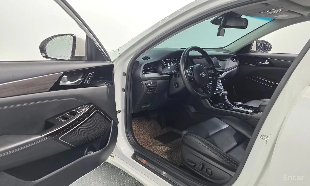 Kia K7 * 3.0 LPI Prestige(Rented) * КРАЙНА ЦЕНА ДО БГ, снимка 10 - Автомобили и джипове - 55846207