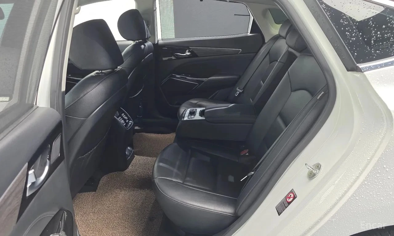 Kia K7 * 3.0 LPI Prestige(Rented) * КРАЙНА ЦЕНА ДО БГ, снимка 12 - Автомобили и джипове - 55846207