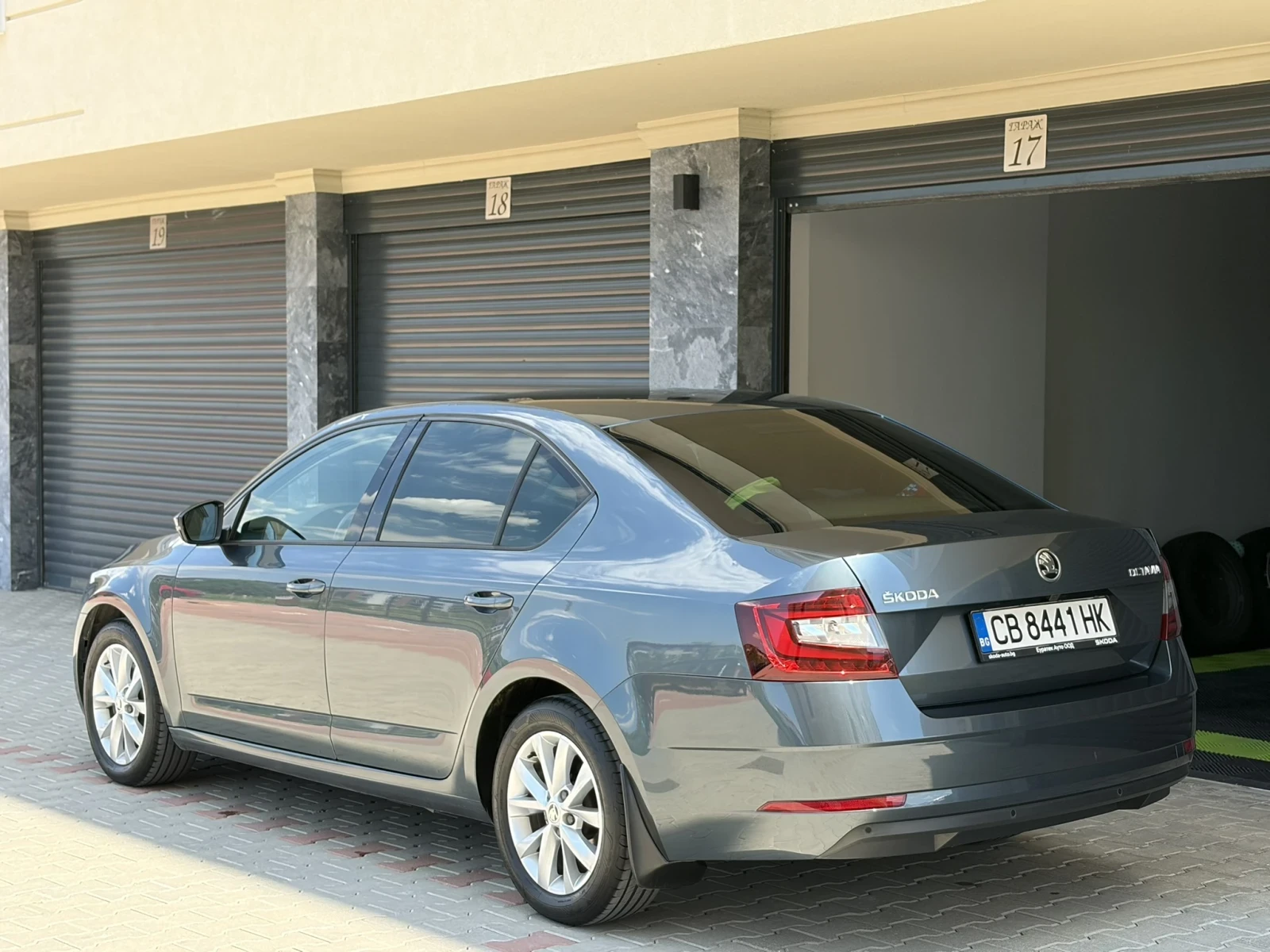 Skoda Octavia, снимка 4 - Автомобили и джипове - 55962663