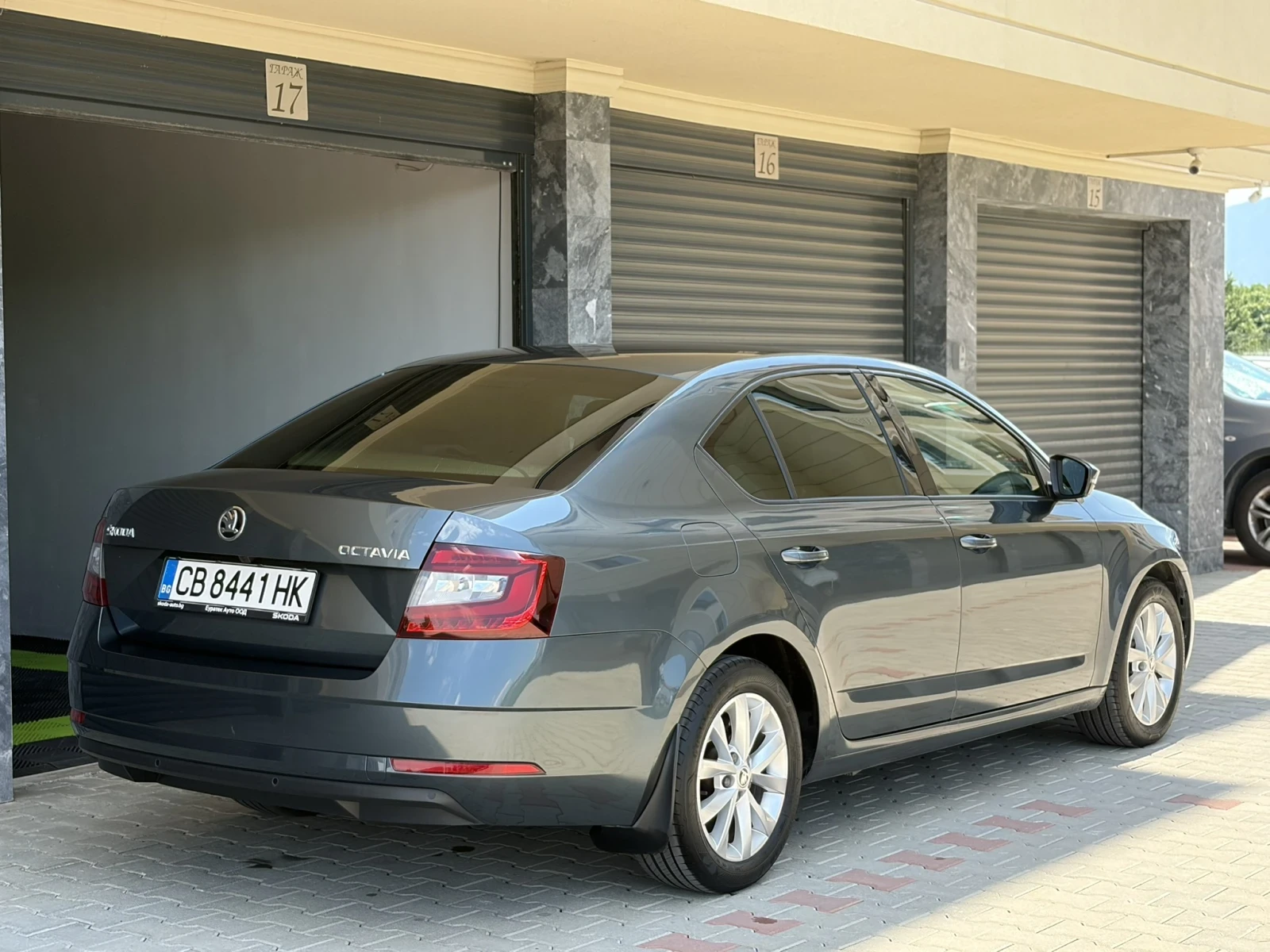 Skoda Octavia, снимка 6 - Автомобили и джипове - 55962663