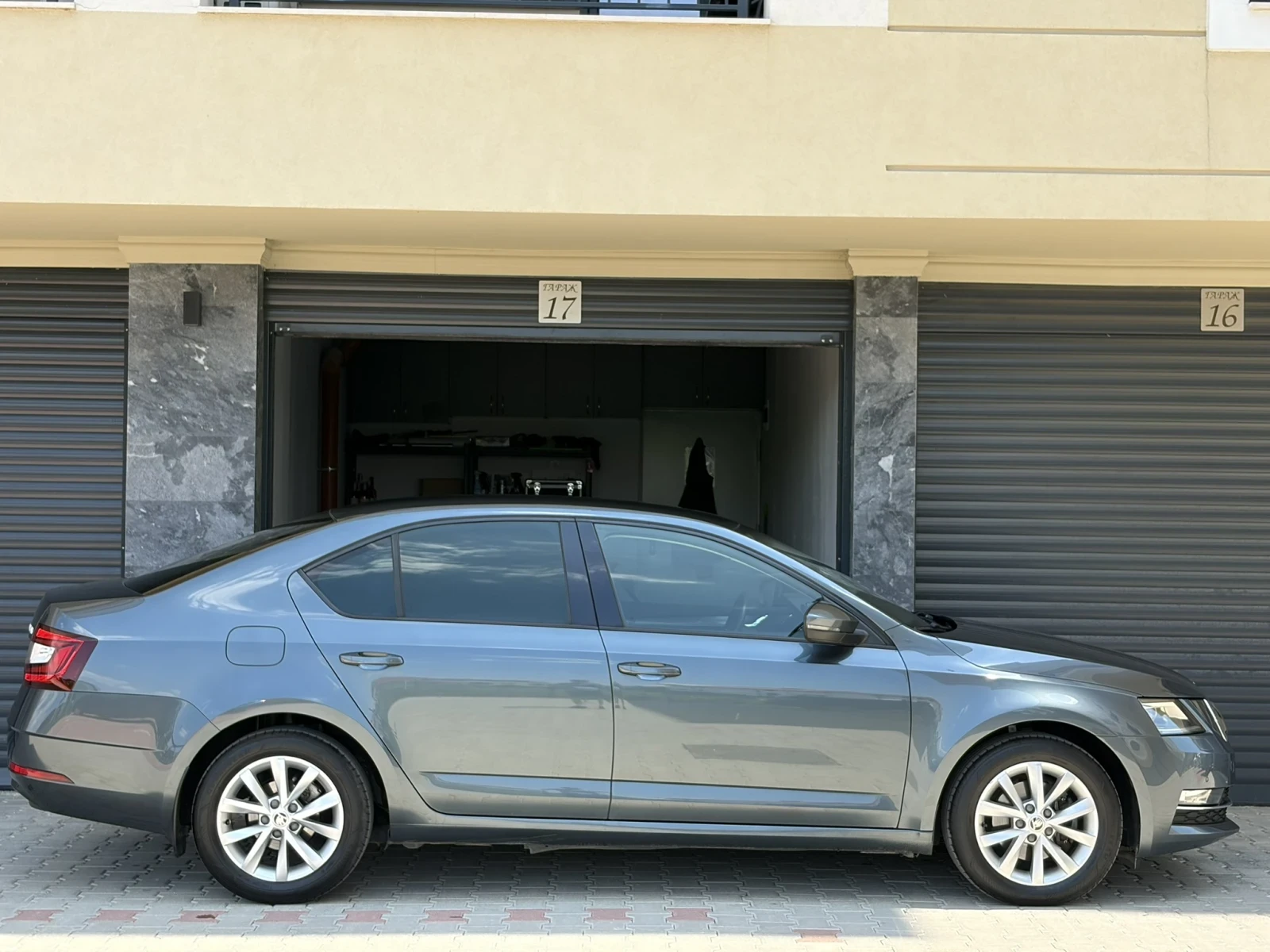 Skoda Octavia, снимка 8 - Автомобили и джипове - 55962663