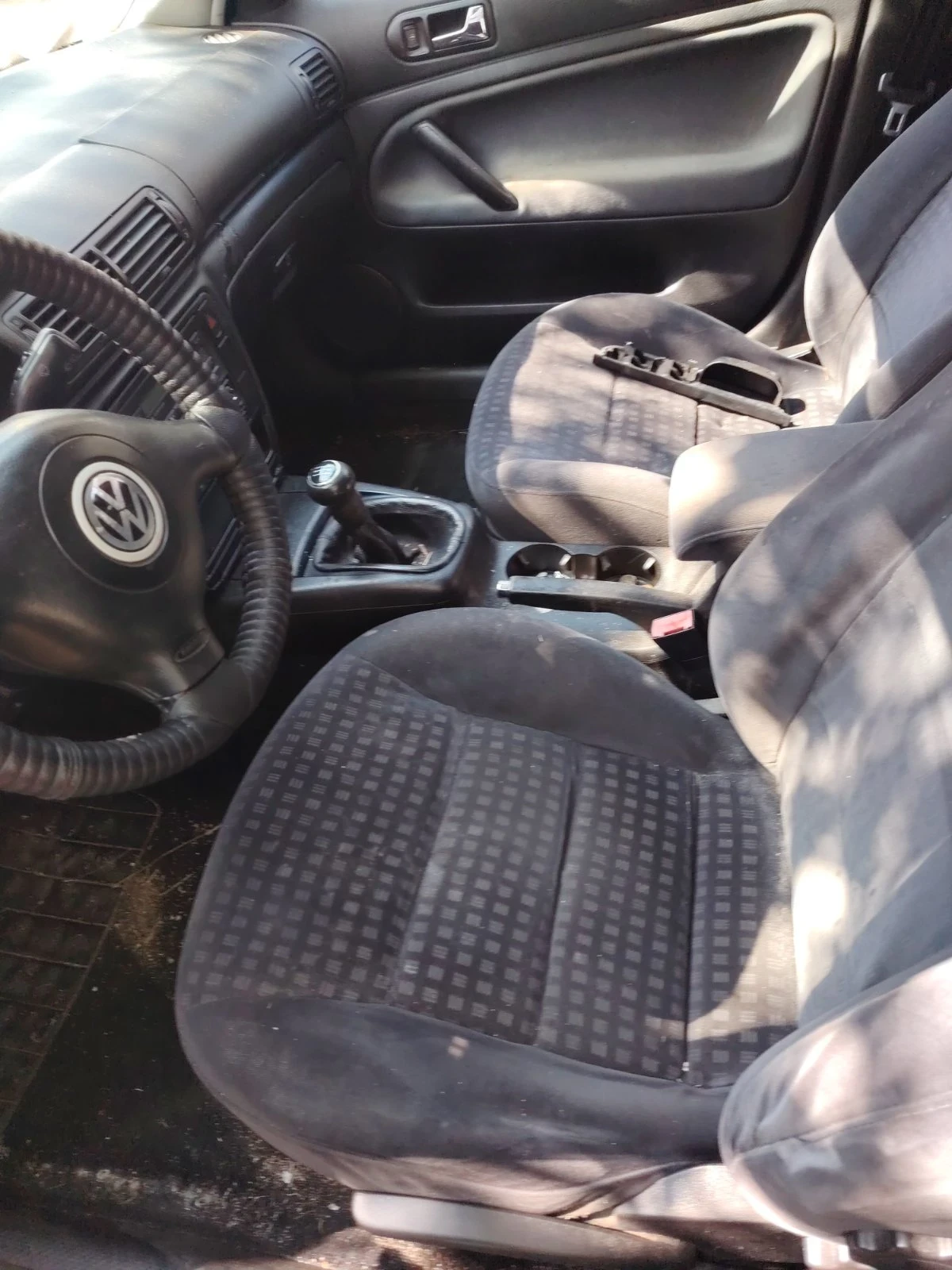 VW Passat, снимка 2 - Автомобили и джипове - 56372473