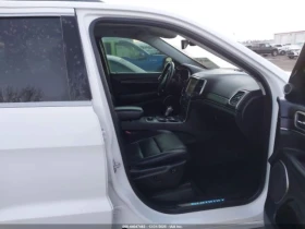 Jeep Grand cherokee SUMMIT* 5.7* V8* DISTRONIC* ПАНОРАМА* ОБДУХВАНЕ - 13200 € / 25816.96 лв. - 61144089 10