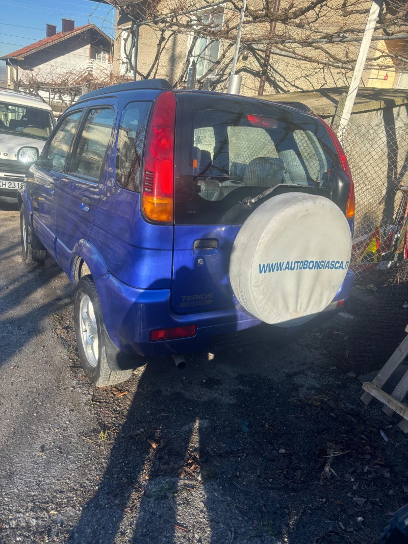 Daihatsu Terios, снимка 2 - Автомобили и джипове - 47571373