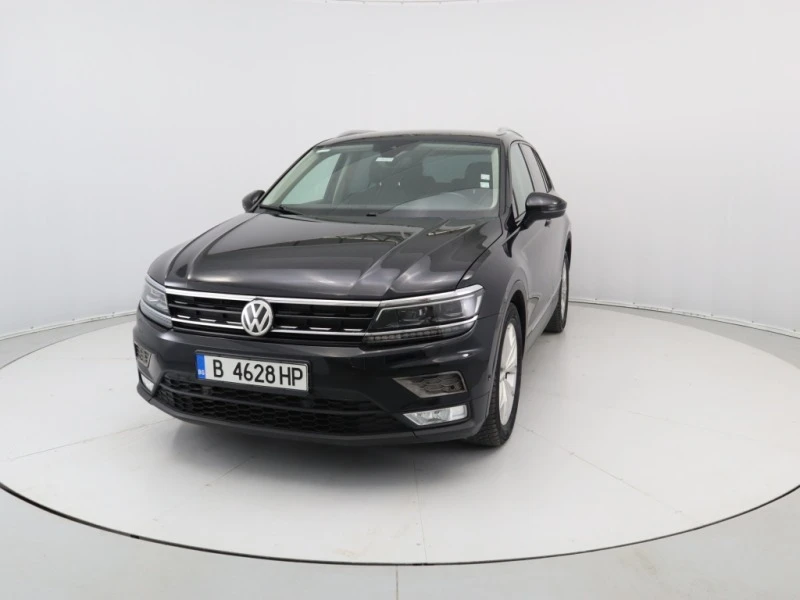 VW Tiguan, снимка 3 - Автомобили и джипове - 46538212