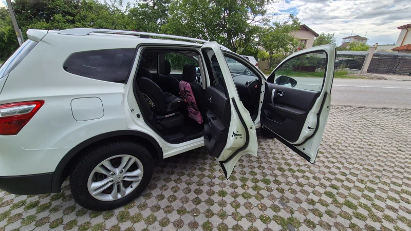 Nissan Qashqai 1.6DCI 4x4, снимка 7 - Автомобили и джипове - 52494230