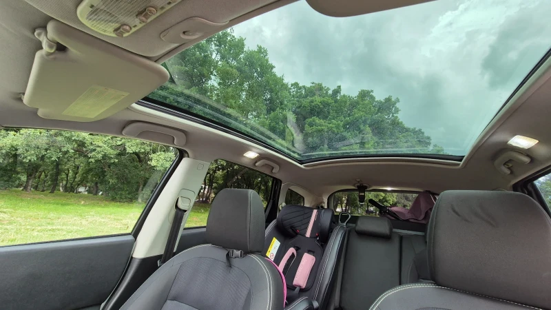 Nissan Qashqai 1.6DCI 4x4, снимка 12 - Автомобили и джипове - 52494230