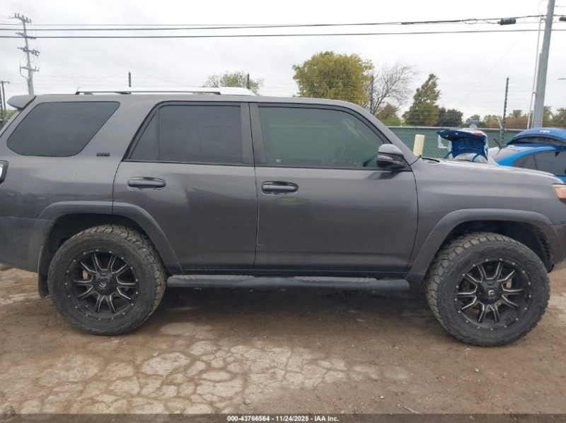 Toyota 4runner SR5 Premium, снимка 8 - Автомобили и джипове - 52864826