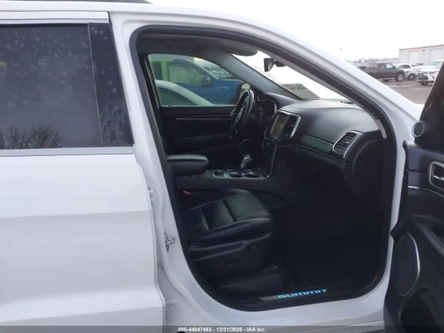 Jeep Grand cherokee SUMMIT* 5.7* V8* DISTRONIC* ПАНОРАМА* ОБДУХВАНЕ - изображение 10