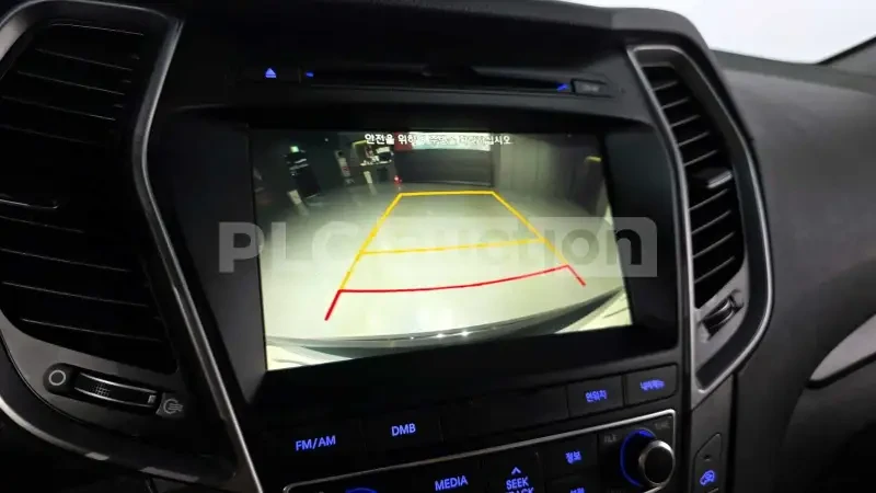 Hyundai Santa fe 2.0CRDI| ОБДУХВАНЕ| КАМЕРА| , снимка 10 - Автомобили и джипове - 54333250