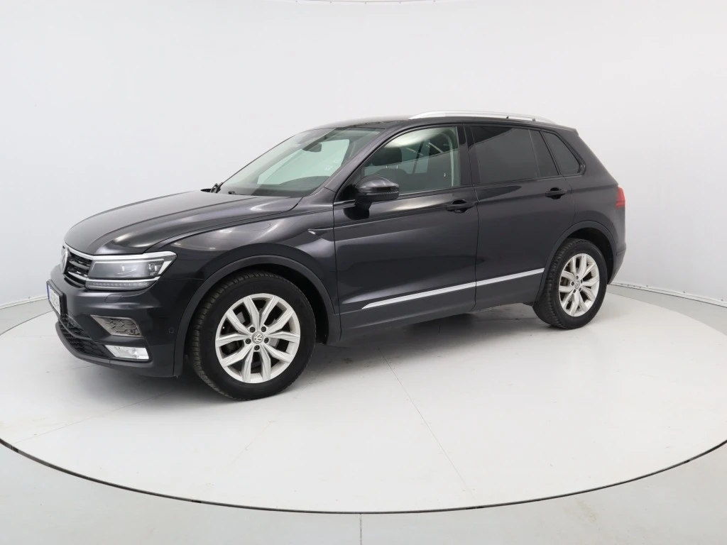 VW Tiguan - [1] 