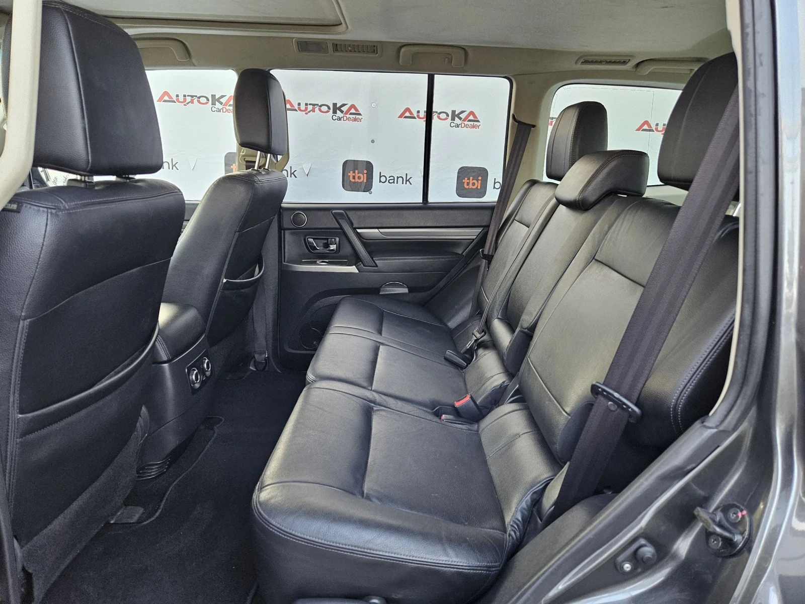 Mitsubishi Pajero 3.2DI-DC-190кс= АВТОМАТ= 7МЕСТА= НАВИ= КАМЕРА= ДДС - изображение 9