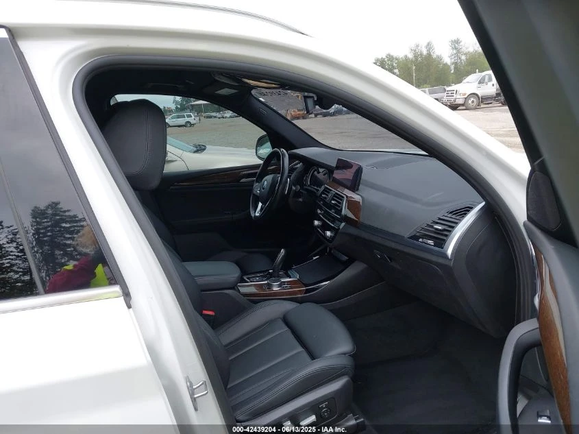 BMW X3 XDRIVE30I RECARO/ПОДГРЕВИ/ШИБЕДАХ - изображение 7