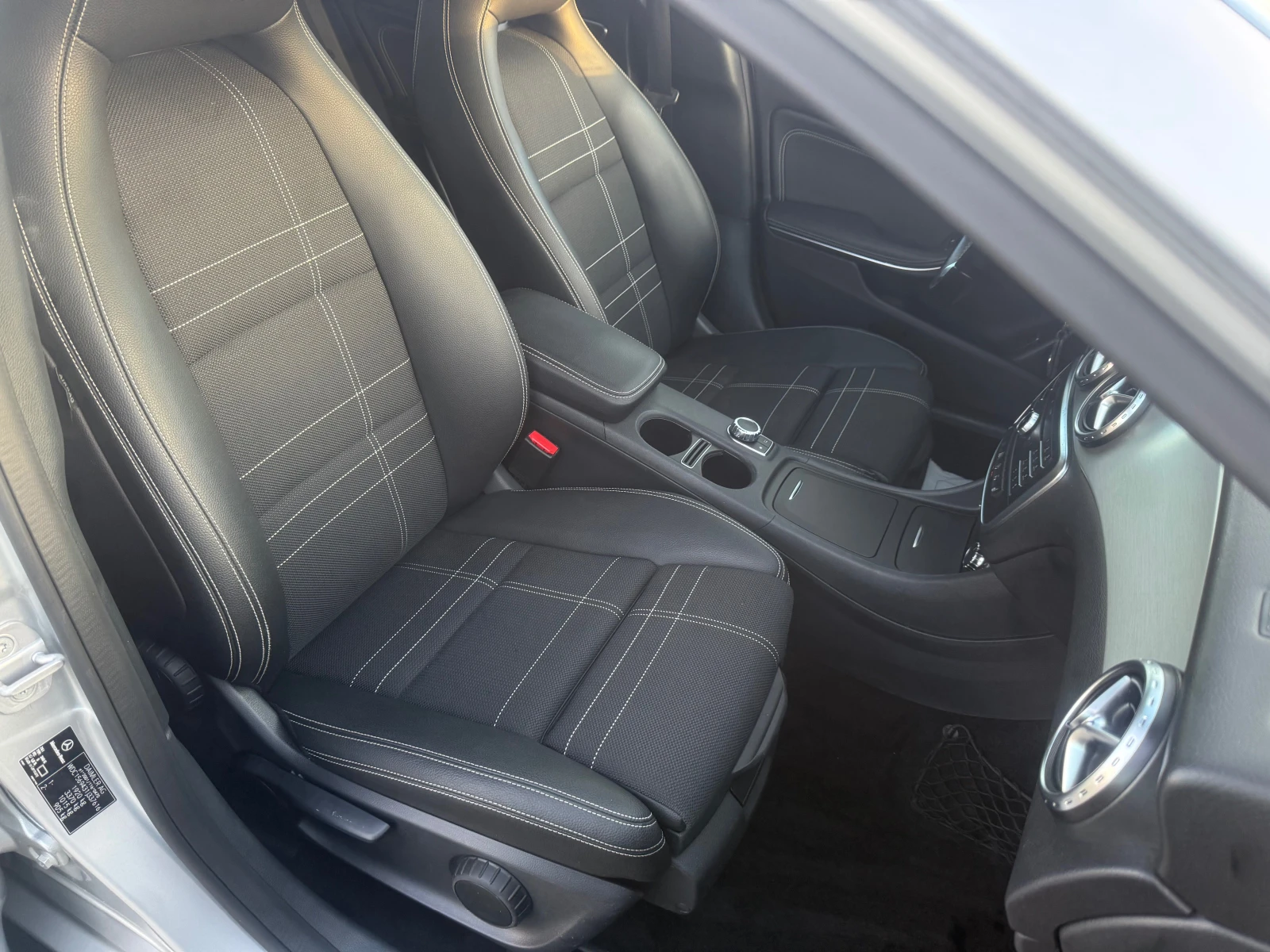 Mercedes-Benz GLA 200 NIGHT STAR  | Mobile.bg   11