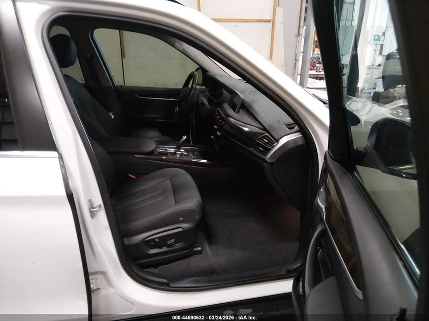 BMW X5 3.0l xDrive35I, снимка 5 - Автомобили и джипове - 54368439