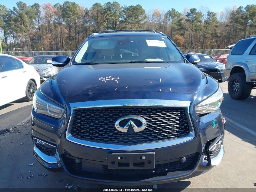 Infiniti QX60 3.5l, снимка 12 - Автомобили и джипове - 54544159
