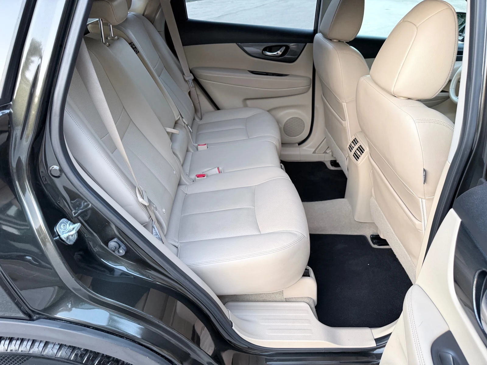 Nissan X-trail 1.6DCI-130k.c.* TEKNA* 360-Камери* LED* Euro6B* , снимка 9 - Автомобили и джипове - 55783498