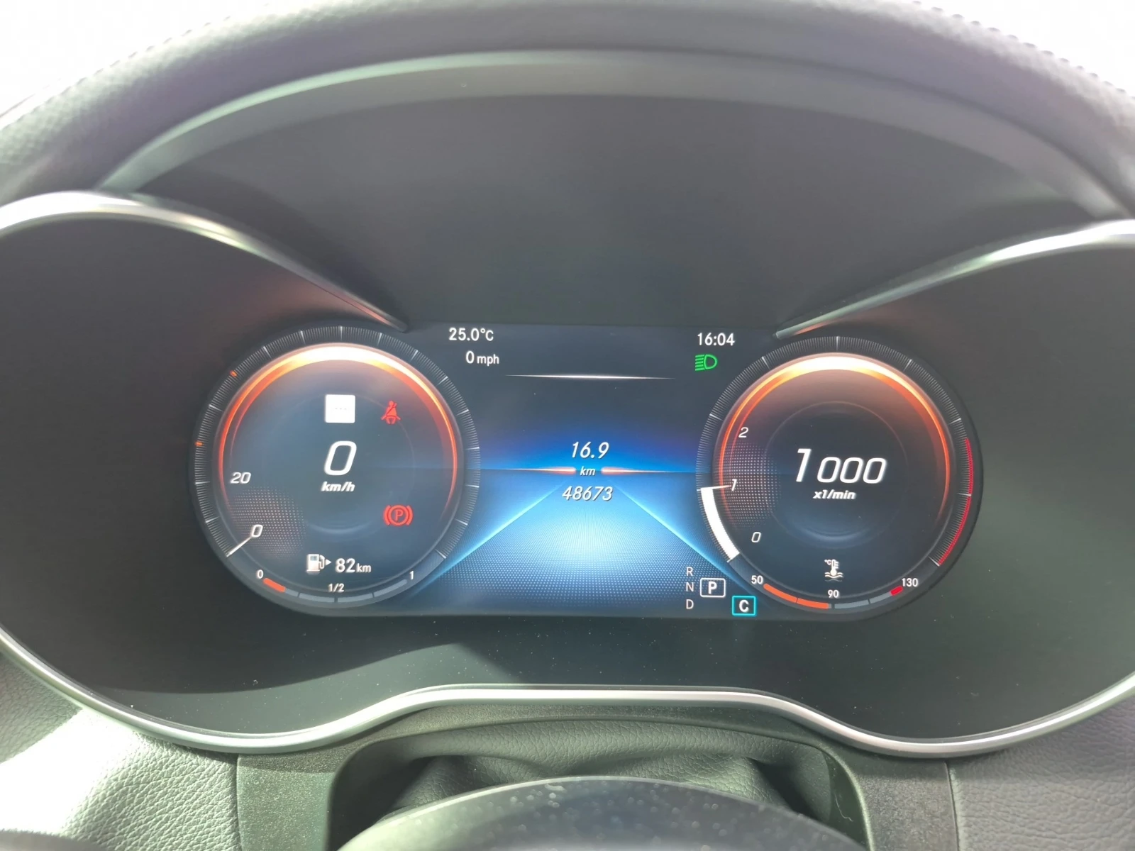 Mercedes-Benz GLC 300 GLC 300 4MATIC Coupe / Автокредит, снимка 8 - Автомобили и джипове - 56248002