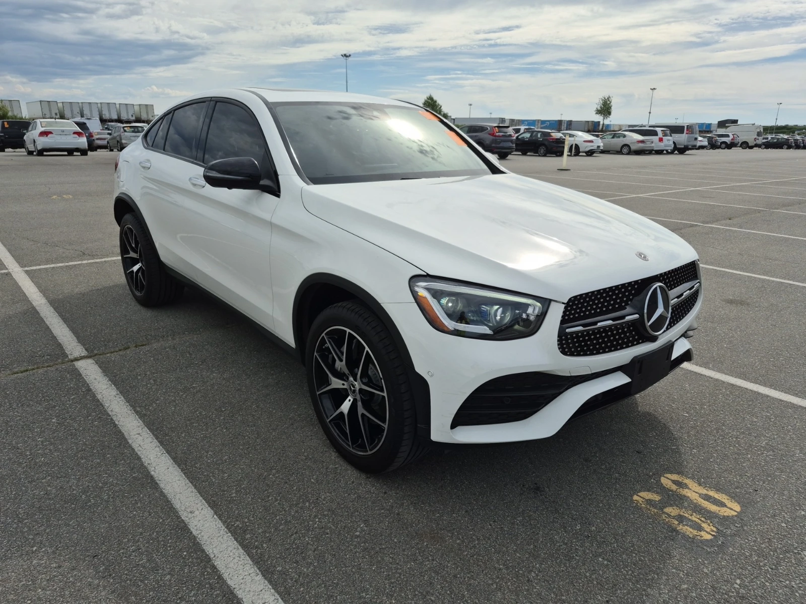 Mercedes-Benz GLC 300 GLC 300 4MATIC Coupe / Автокредит, снимка 6 - Автомобили и джипове - 56248002