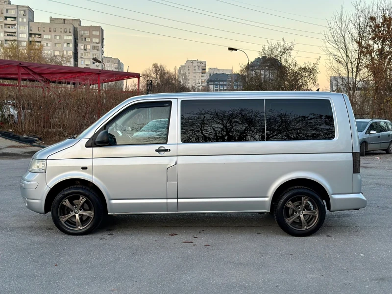 VW T5, снимка 4 - Бусове и автобуси - 48006158