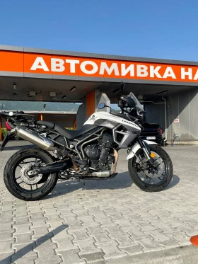     Triumph Tiger 800 XRX.   