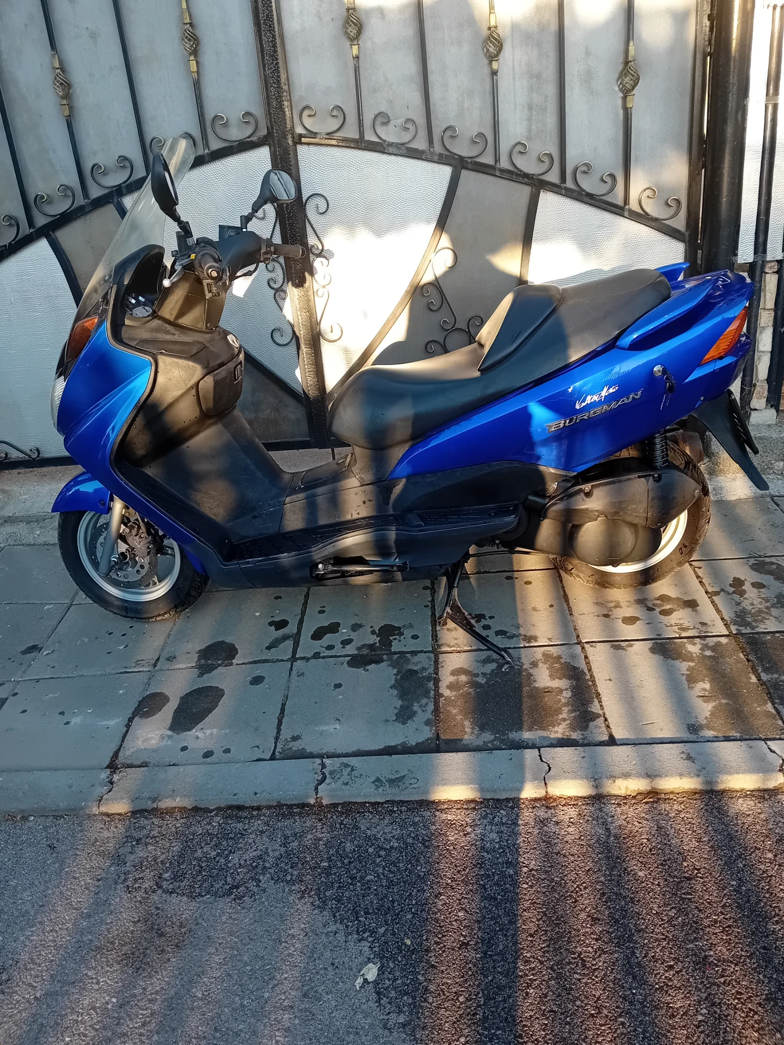 Suzuki Burgman 150cc, снимка 8 - Мотоциклети и мототехника - 53753508