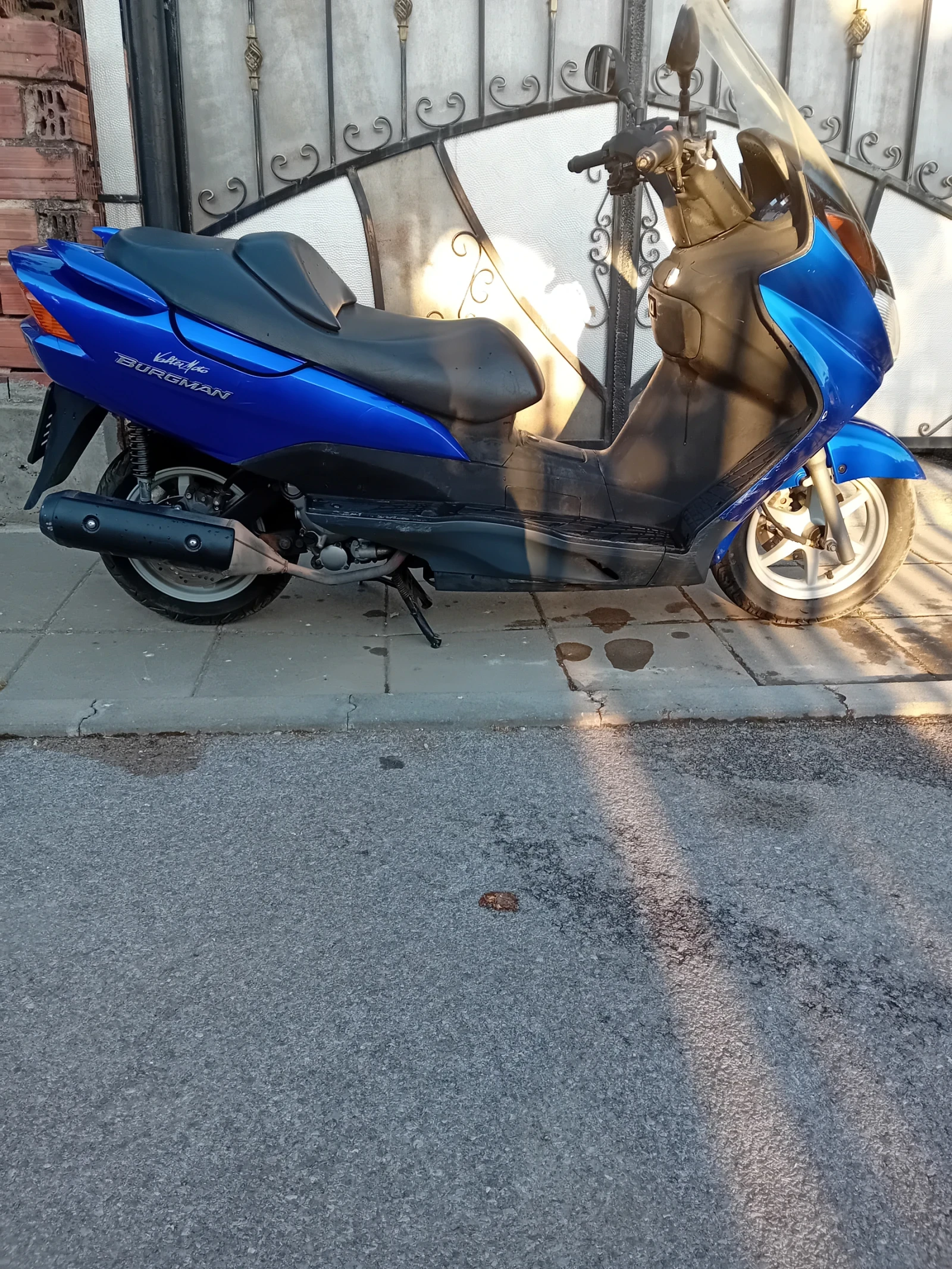 Suzuki Burgman 150cc, снимка 2 - Мотоциклети и мототехника - 53753508