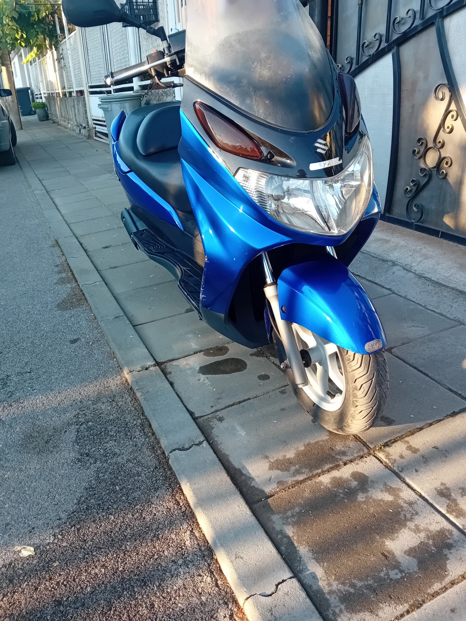 Suzuki Burgman 150cc, снимка 6 - Мотоциклети и мототехника - 53753508