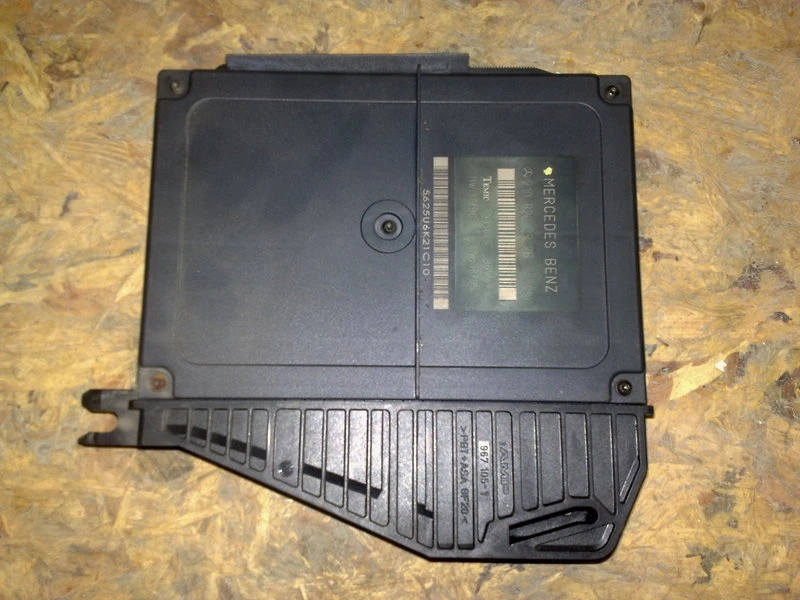 Комфорт модул за Мерцедес E230 98г.(1)