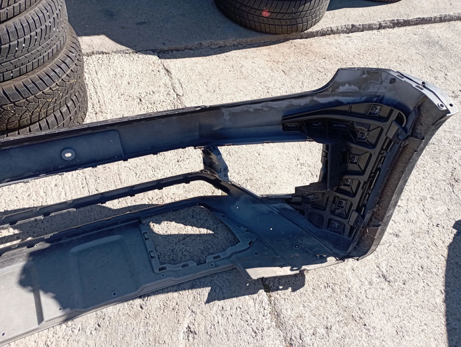       2016 | Mobile.bg   8