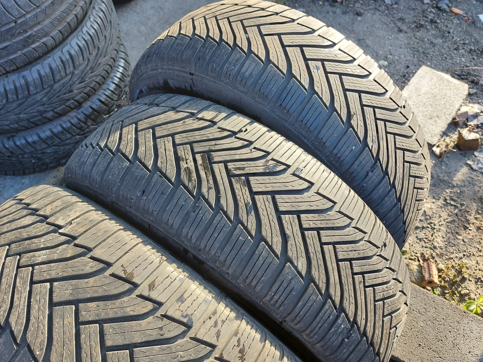 ���� 215/65R16 | Mobile.bg � ����������� 3