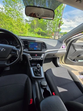 Hyundai Elantra, снимка 6