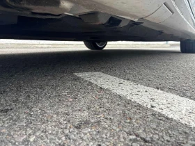 Mercedes-Benz E 300 * CARFAX * ОПЦИЯ ЗА АВТОКРЕДИТ * , снимка 17