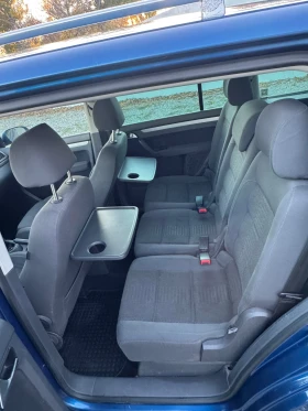 Обява за продажба на VW Touran 1.9 105к.с 2008 R-LINE ~7 499 лв. - изображение 11 | Auto.bg Обява за продажба на VW Touran 1.9 105к.с 2008 R-LINE ~7 499 лв. - изображение 11