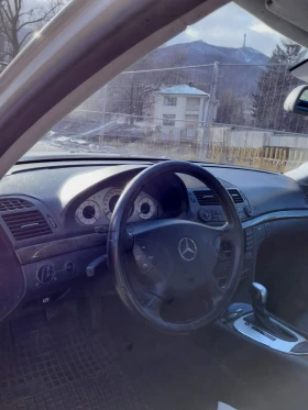 Mercedes-Benz E 270, снимка 7