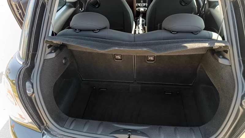 Mini One 1.4i, снимка 15 - Автомобили и джипове - 50896289