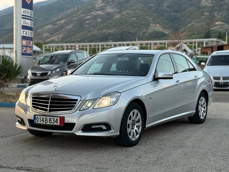 Mercedes-Benz E 220 Avantgarde, снимка 5 - Автомобили и джипове - 51570735