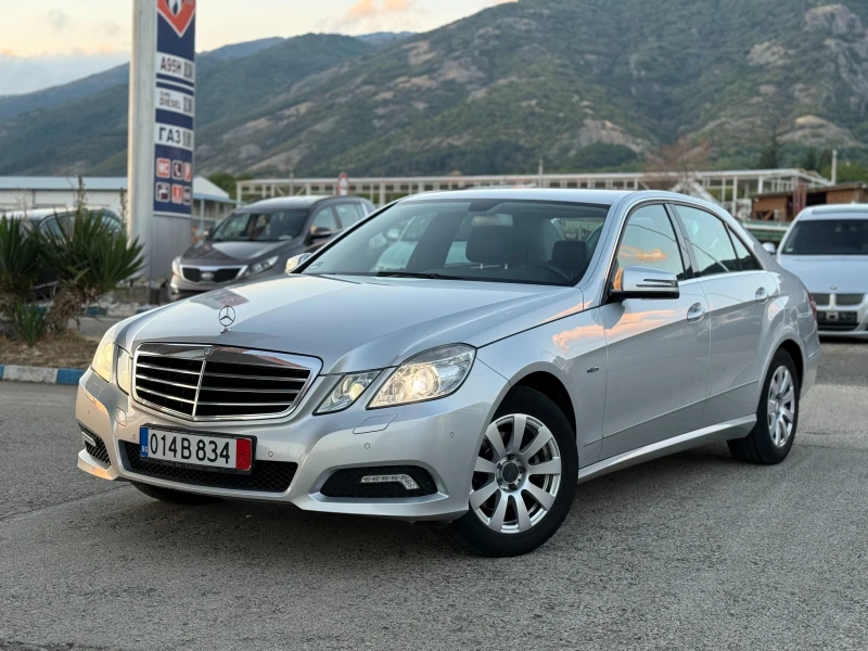 Mercedes-Benz E 220 Avantgarde, снимка 2 - Автомобили и джипове - 51570735