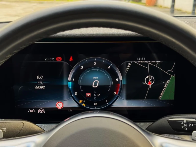 Mercedes-Benz CLS 400 d/AMG/340HP/9G-TRONIC/BURMESTER/360CAM/PANO/696fpr, снимка 9 - Автомобили и джипове - 51593852