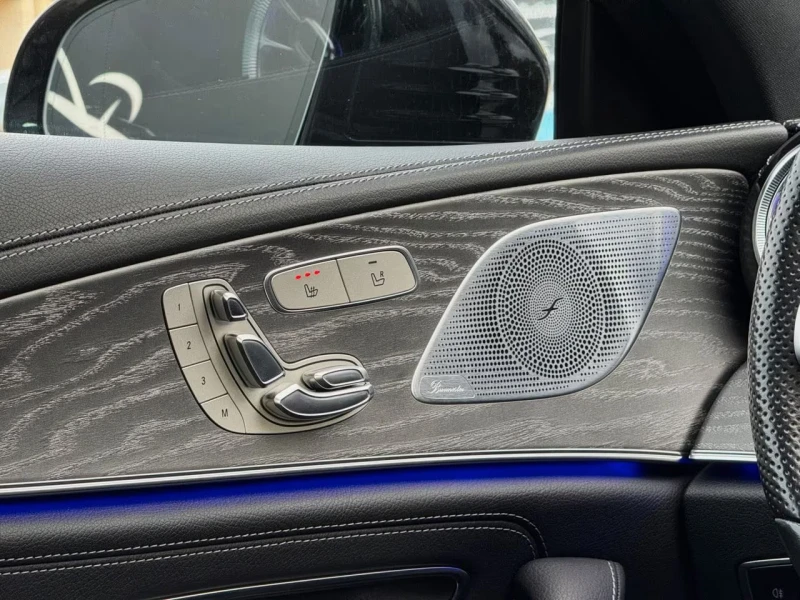 Mercedes-Benz CLS 400 d/AMG/340HP/9G-TRONIC/BURMESTER/360CAM/PANO/696fpr, снимка 15 - Автомобили и джипове - 51593852