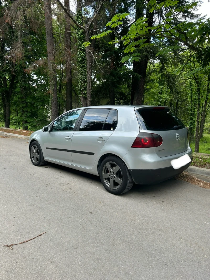 VW Golf, снимка 4 - Автомобили и джипове - 52340353