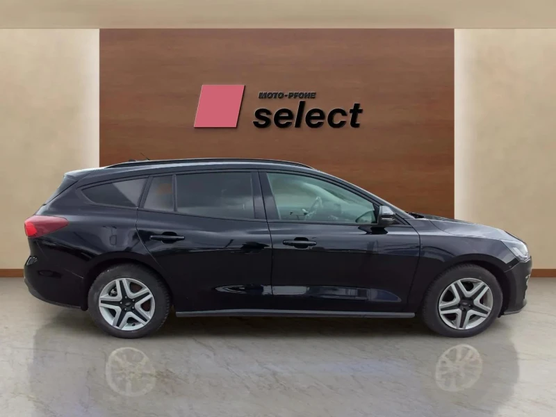 Ford Focus 1.0 EcoBoost, снимка 4 - Автомобили и джипове - 51962452