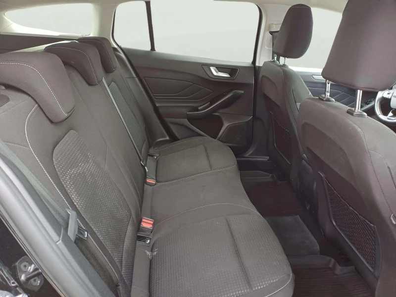 Ford Focus 1.0 EcoBoost, снимка 9 - Автомобили и джипове - 51962452