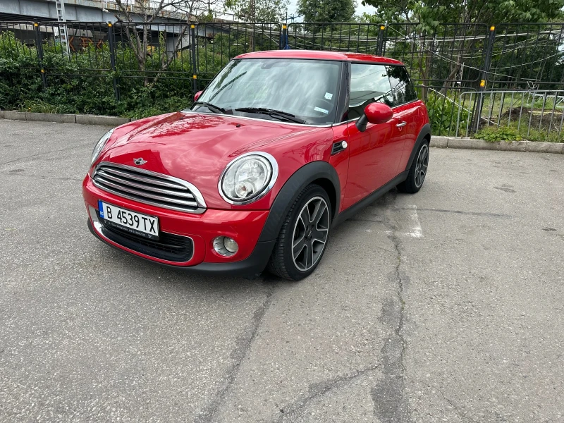 Mini Cooper 1.6 бензин 6-скорости 100к.с.