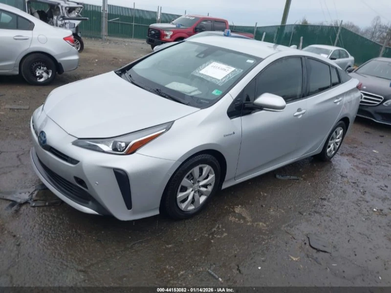 Toyota Prius 1.8l Le, снимка 2 - Автомобили и джипове - 53530443