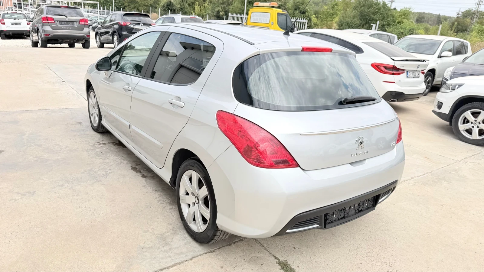 Peugeot 308 1.6i 16v * Facelife* UNIKAT, снимка 5 - Автомобили и джипове - 36928993