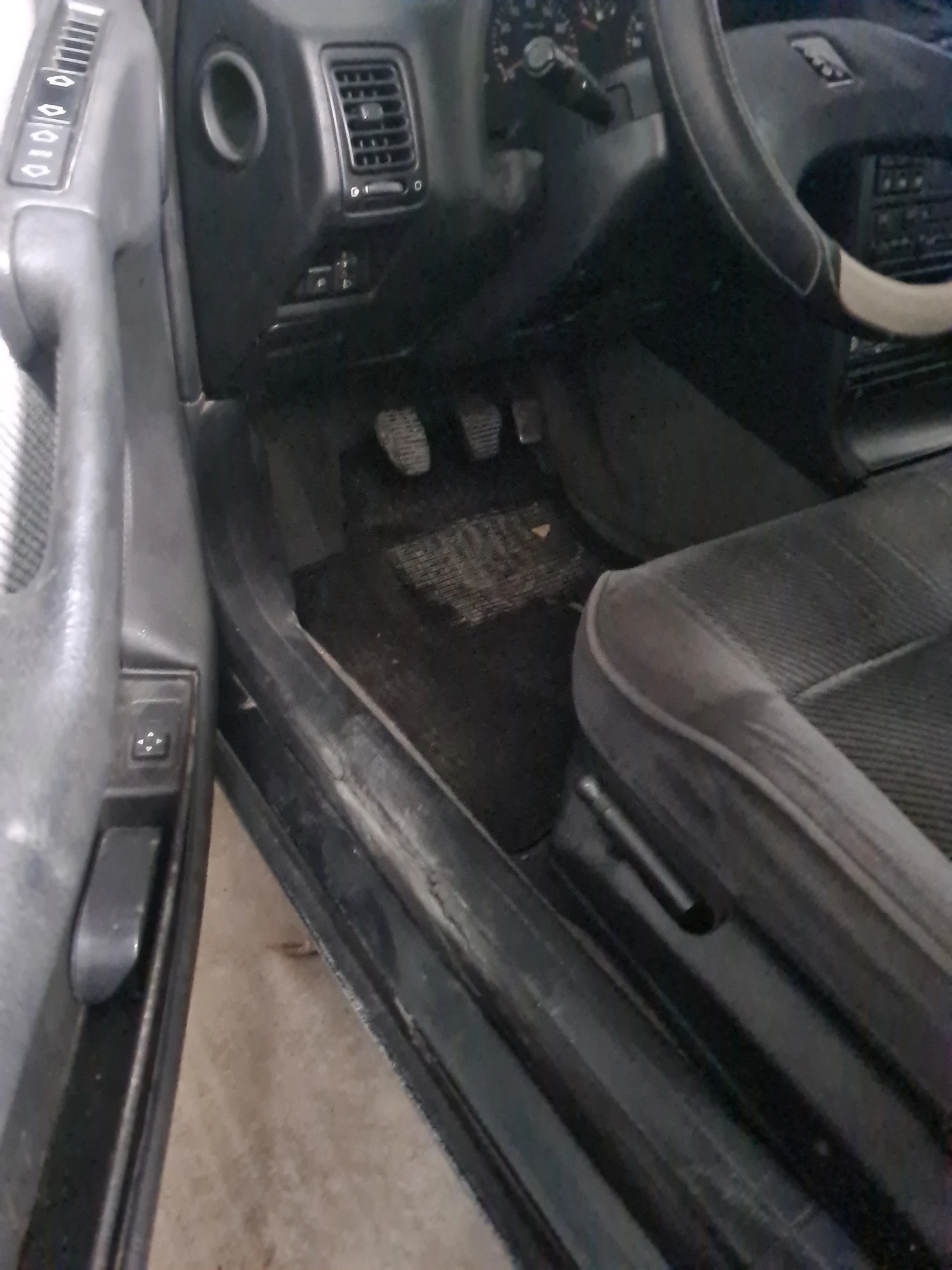 Peugeot 405 комби - изображение 8