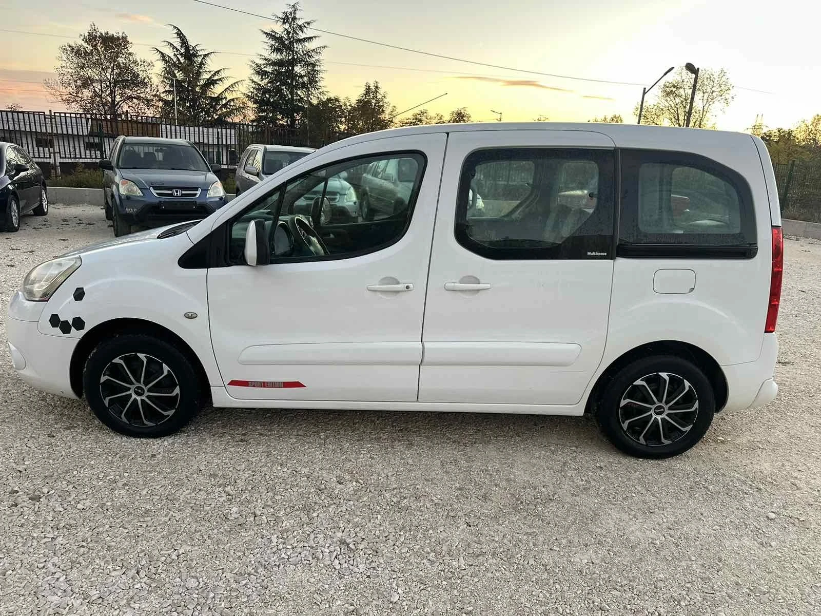 Citroen Berlingo 1.6HDI//90KS//KLIMATIK//2010G - изображение 2